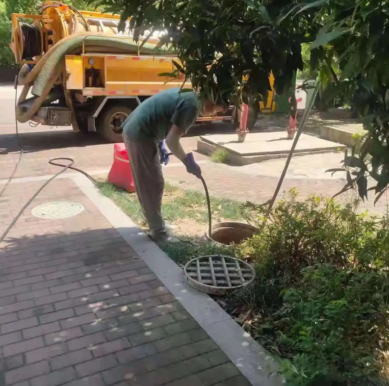 通榆市政排污管道清淤疏通——专业团队，让您全程省心！