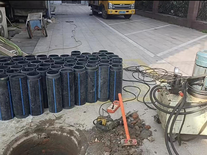 通榆PE置换管厂家 DN315置换管 非开挖管短管置换